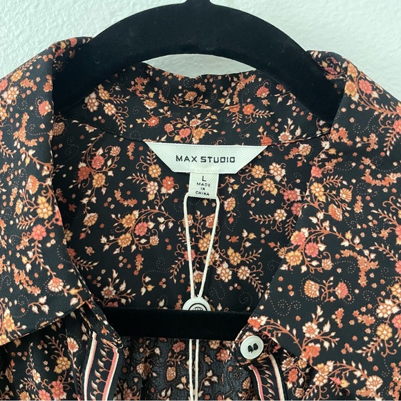 Max Studio NWT Floral Long Sleeve Collar Blouse Size Large Lightweight Button - Picture 8 of 9